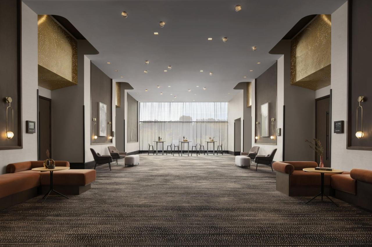 Renaissance Milwaukee West Hotel Wauwatosa Εξωτερικό φωτογραφία