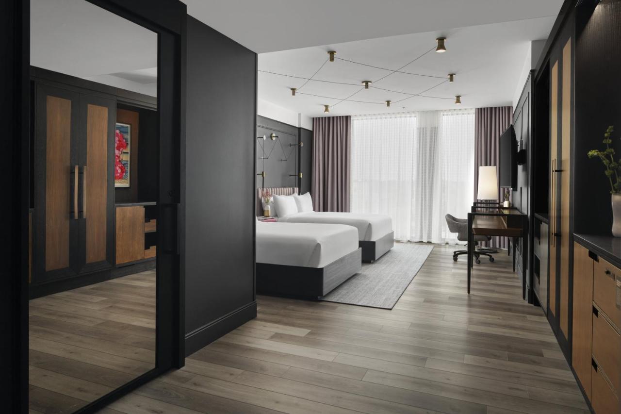 Renaissance Milwaukee West Hotel Wauwatosa Εξωτερικό φωτογραφία