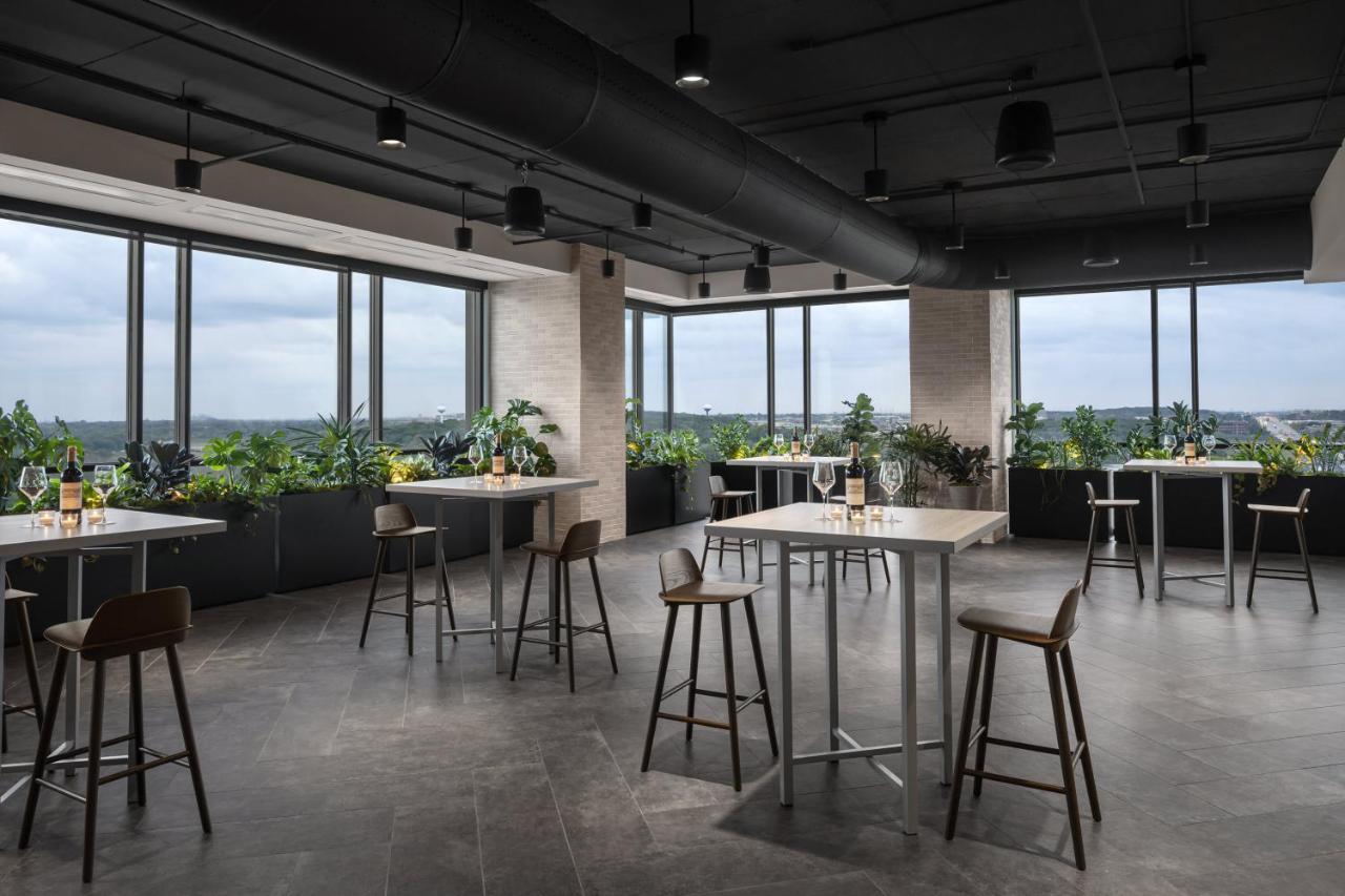 Renaissance Milwaukee West Hotel Wauwatosa Εξωτερικό φωτογραφία