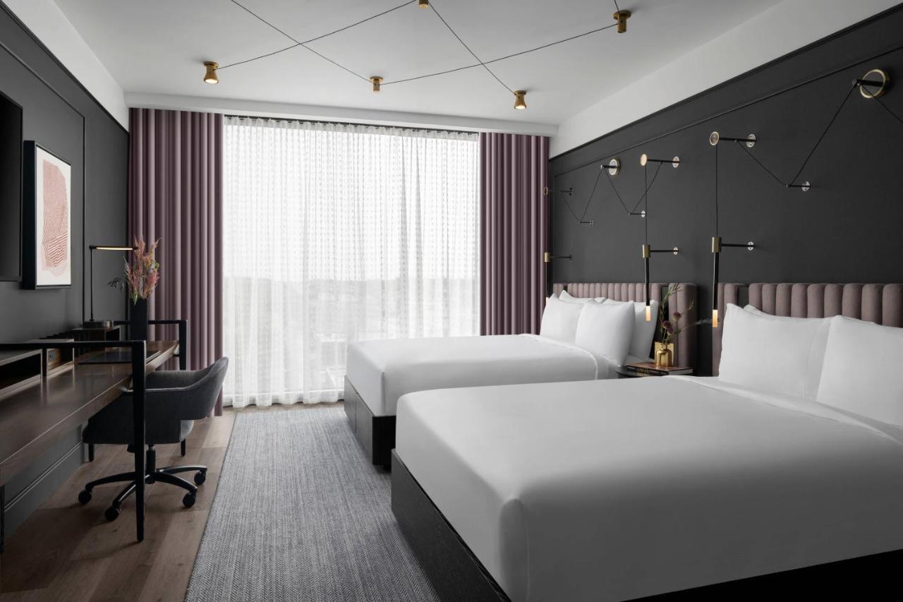 Renaissance Milwaukee West Hotel Wauwatosa Εξωτερικό φωτογραφία