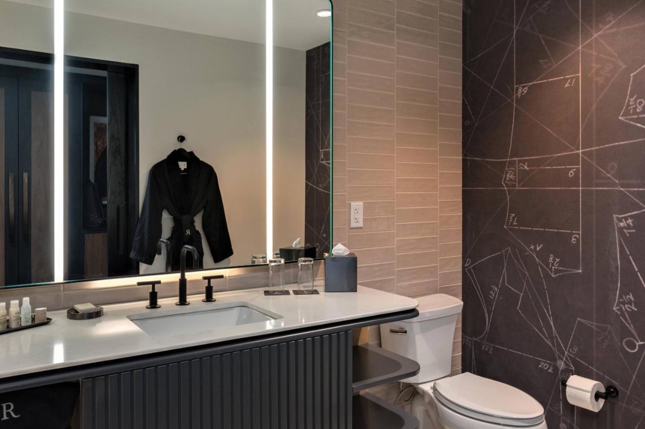 Renaissance Milwaukee West Hotel Wauwatosa Εξωτερικό φωτογραφία