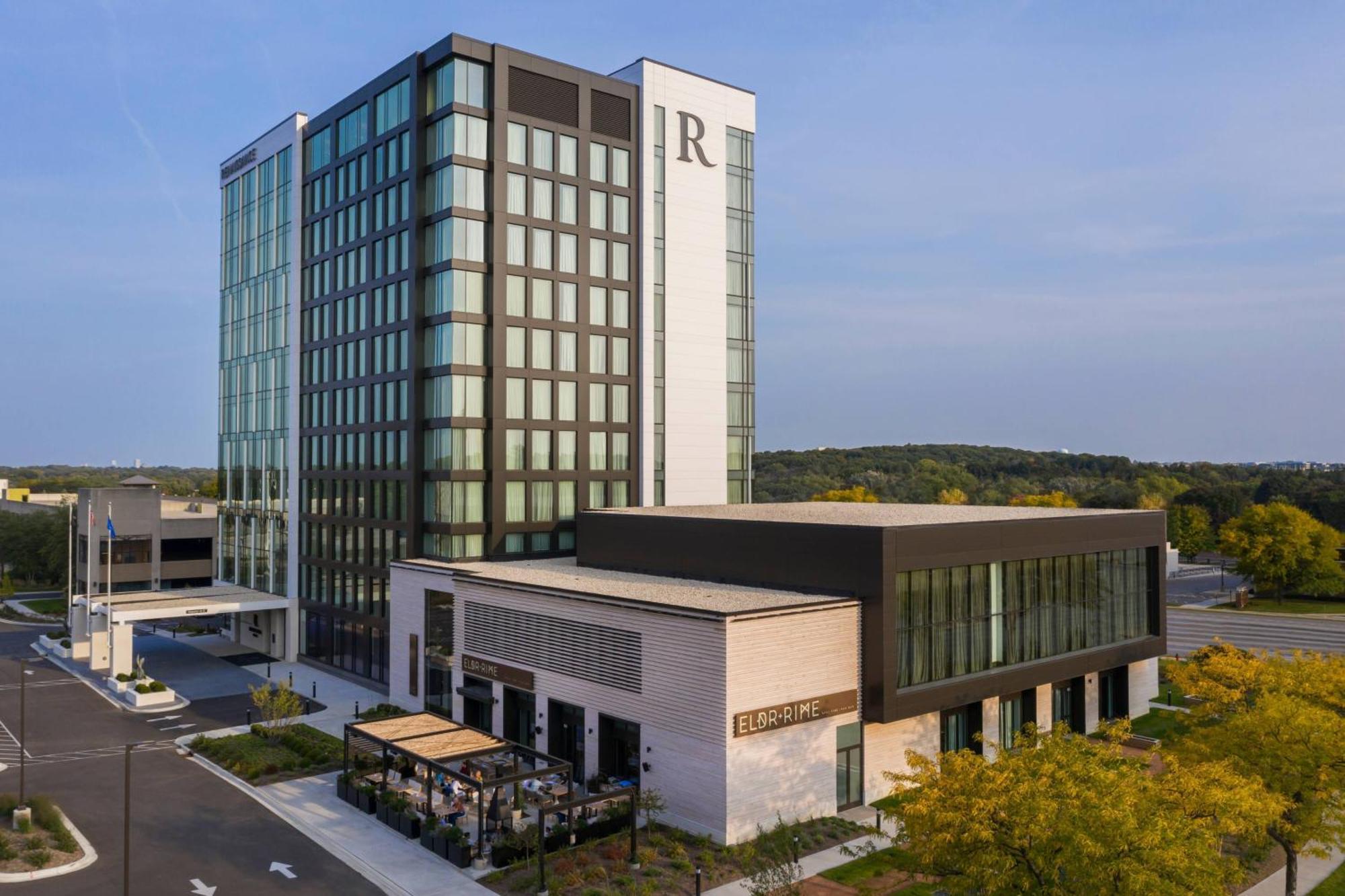Renaissance Milwaukee West Hotel Wauwatosa Εξωτερικό φωτογραφία